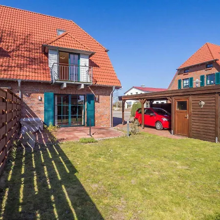 Ferienhaus Laterne بيت للعطل بريجا