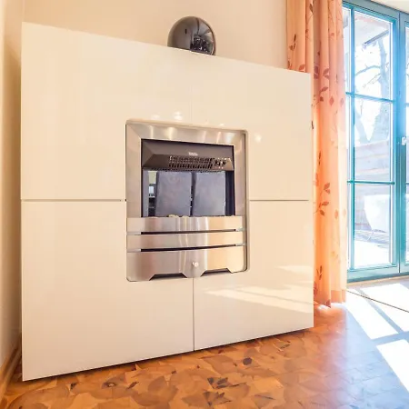 Ferienhaus Laterne بيت للعطل *
